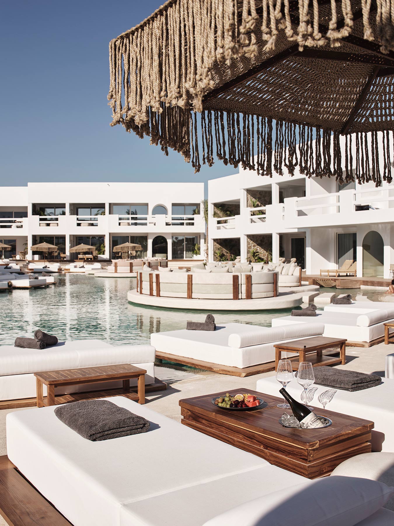 aya_resort_ayia_napa_cyprus_aya_pool_concept_02