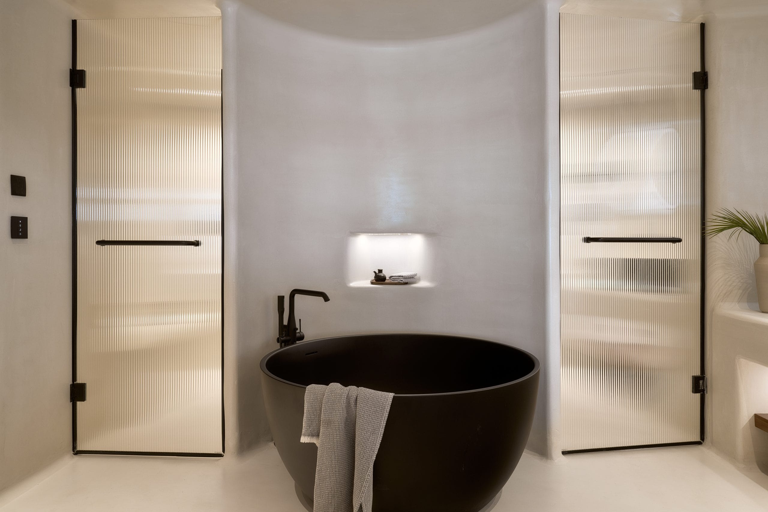 aya_resort_ayia_napa_cyprus_aya_suite_indonesian_style_bed_05