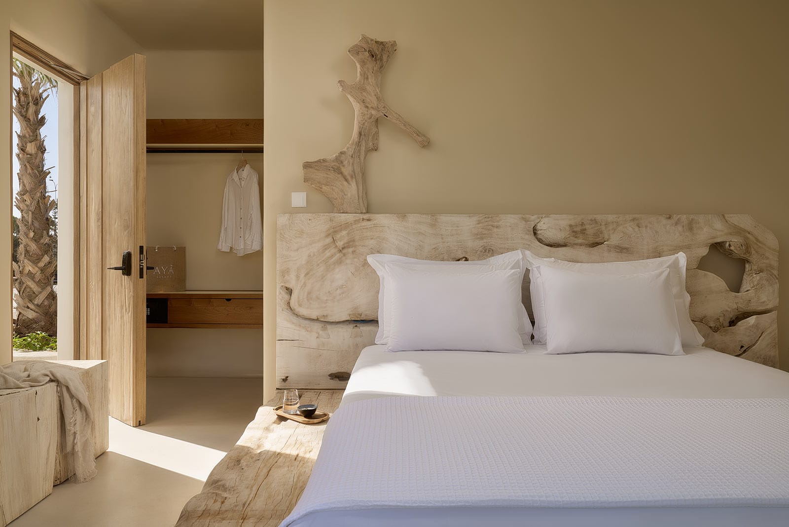 aya_resort_ayia_napa_cyprus_overwater_bugalow_1